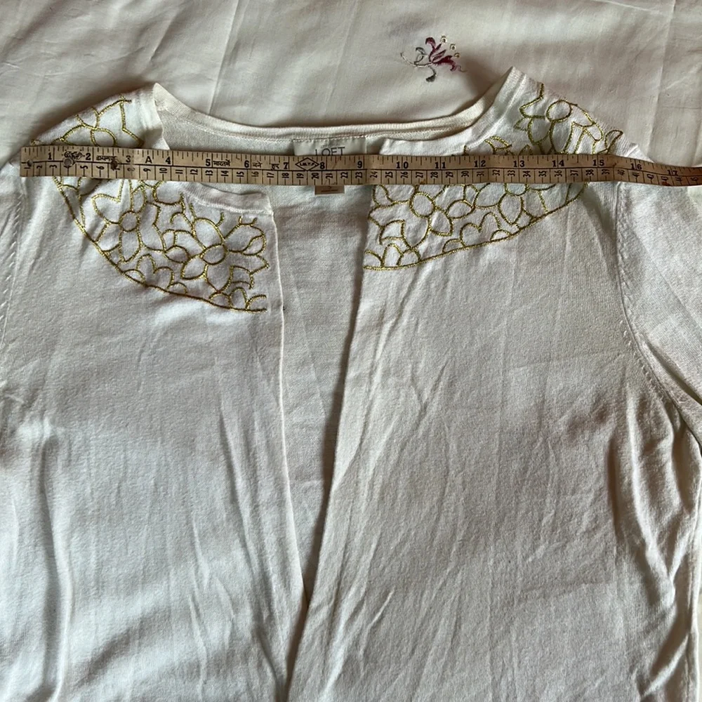 🎁🕊️Ann Taylor Loft Shrug🕊️ - Picture 8 of 10